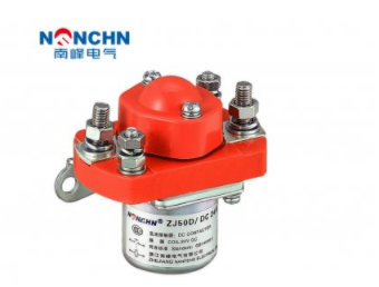 直流接触器的使用简化了什么？