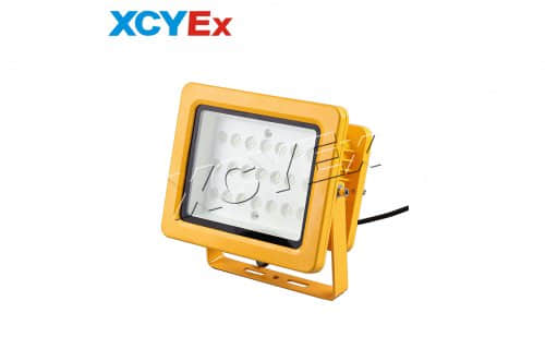 鑫川越防爆led泛光灯：***安全照明新时代 第3张