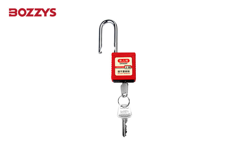 帮我写一篇关于工程锁的700个字中文原创的文章，并在文章前面配上一个标题，标题前面加上“标题”两字 第2张